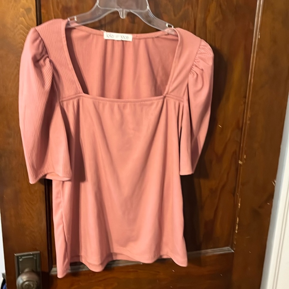 Pink short sleeve shirt size XL